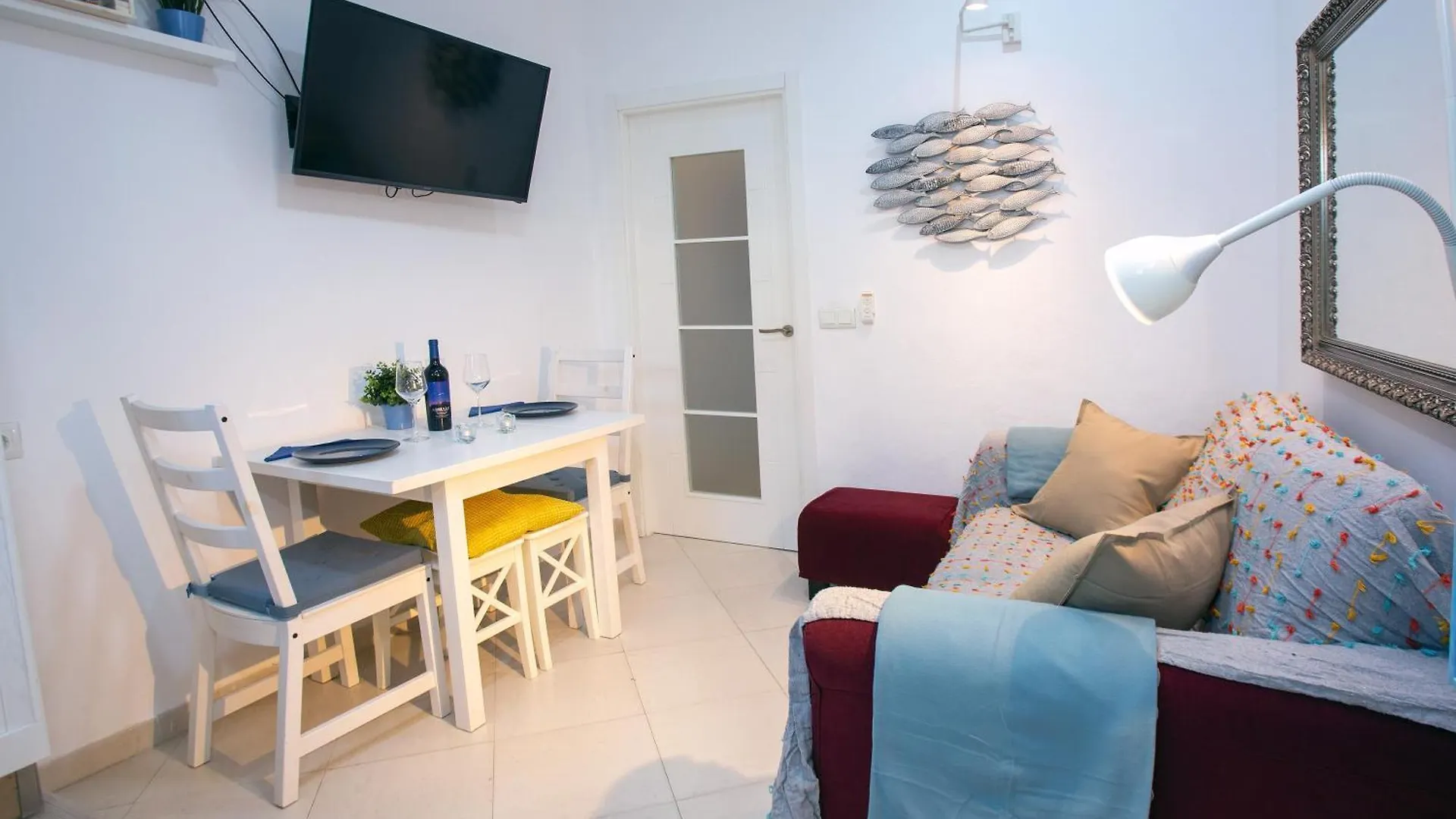 Cadizz- El Faro Del Manteca Apartment  Cadiz